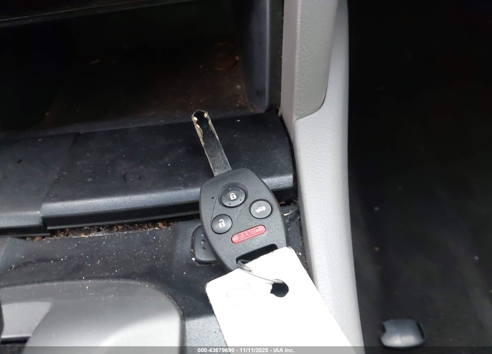 2010 HONDA ACCORD 2.4 EX-L VIN: 1HGCP2F8XAA086433