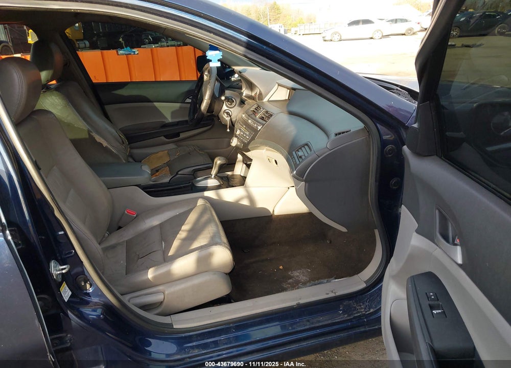 2010 HONDA ACCORD 2.4 EX-L VIN: 1HGCP2F8XAA086433
