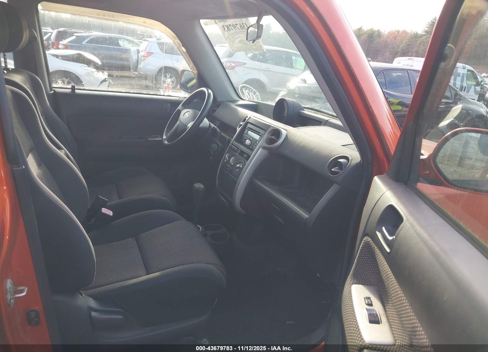 2004 SCION XB VIN: JTLKT324840165497