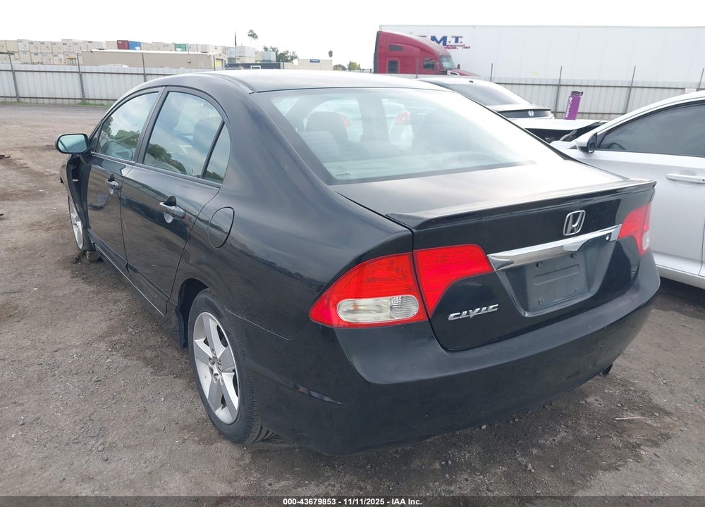 2011 HONDA CIVIC VIN: 19XFA1F61BE045158