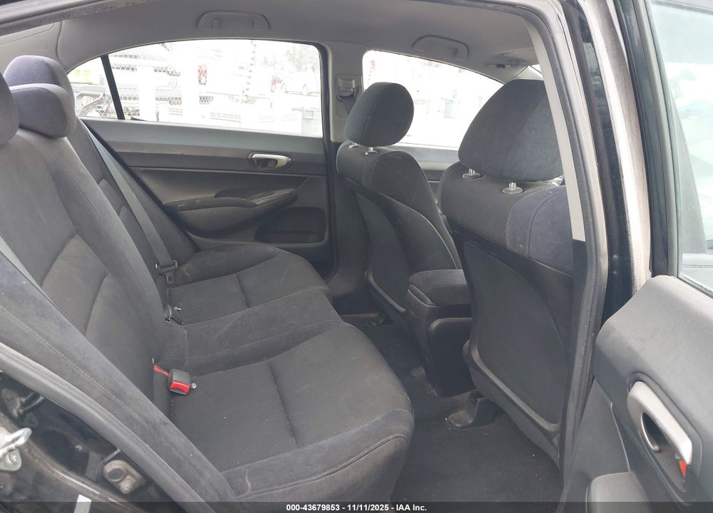 2011 HONDA CIVIC VIN: 19XFA1F61BE045158