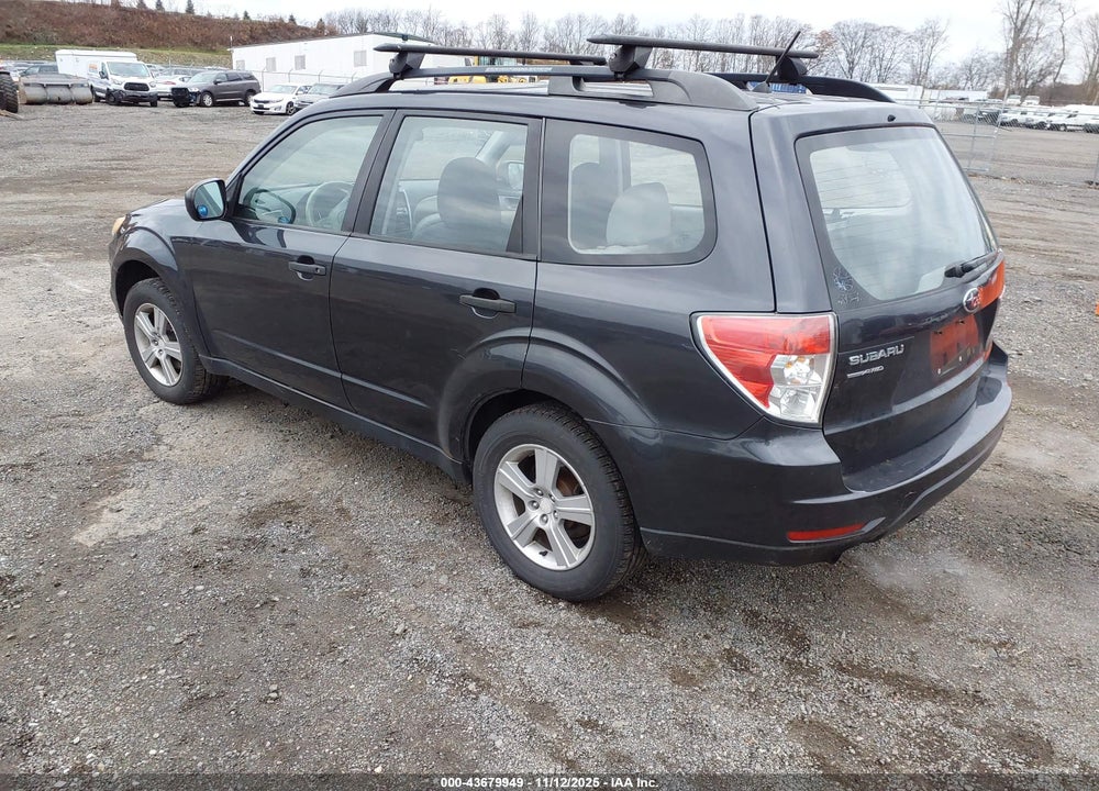 2011 SUBARU FORESTER 2.5X VIN: JF2SHABC0BH738224