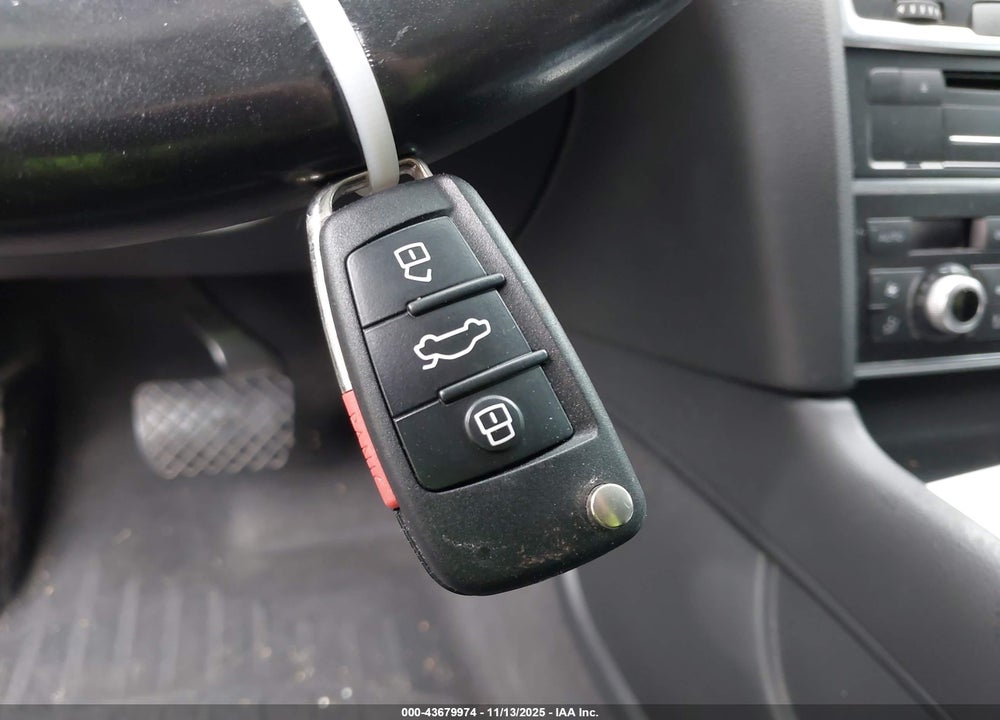 2013 AUDI Q7 VIN: WA1DGAFE5DD012448