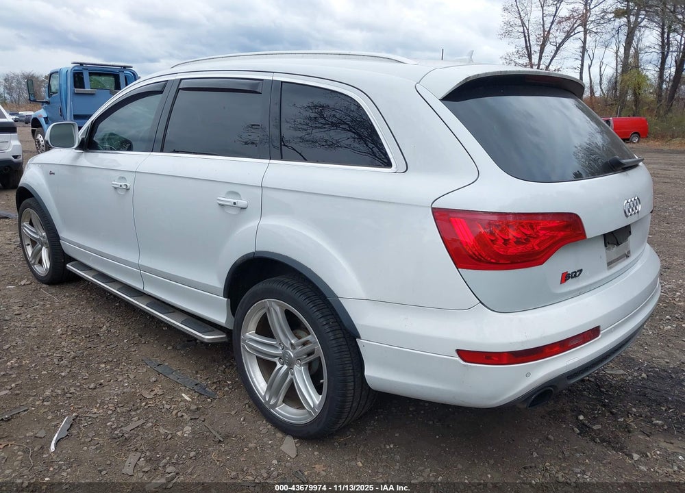 2013 AUDI Q7 VIN: WA1DGAFE5DD012448