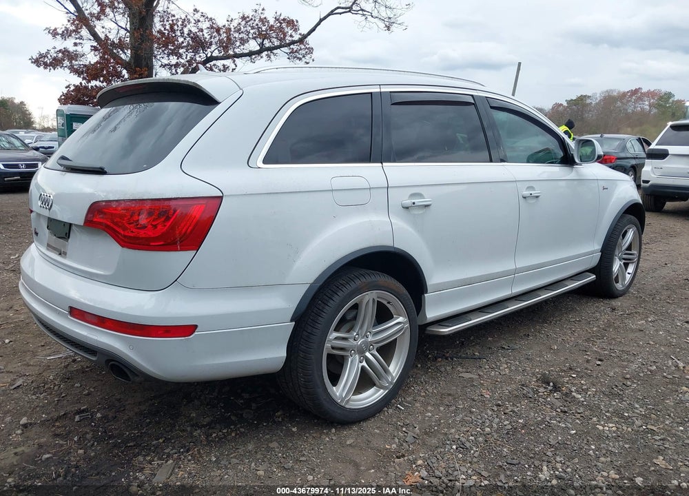 2013 AUDI Q7 VIN: WA1DGAFE5DD012448
