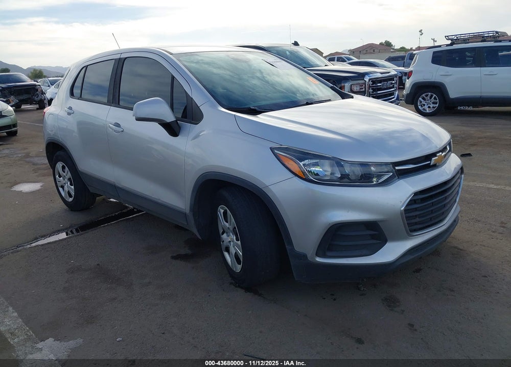 2018 CHEVROLET TRAX LS VIN: KL7CJKSB0JB579756