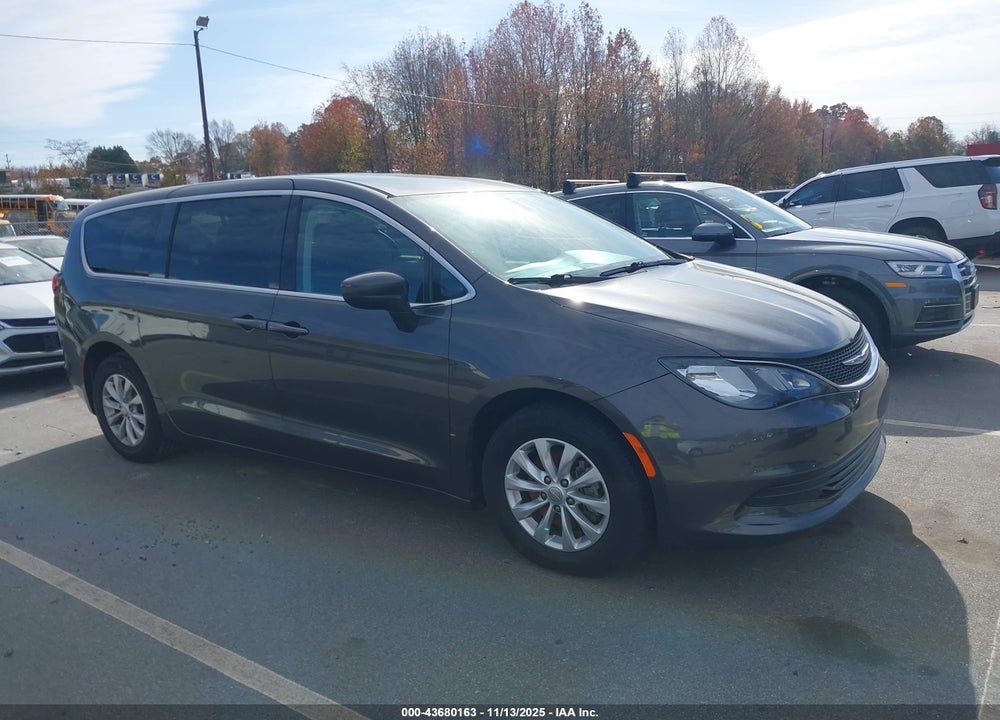 2018 CHRYSLER PACIFICA LX VIN: 2C4RC1CG1JR171277