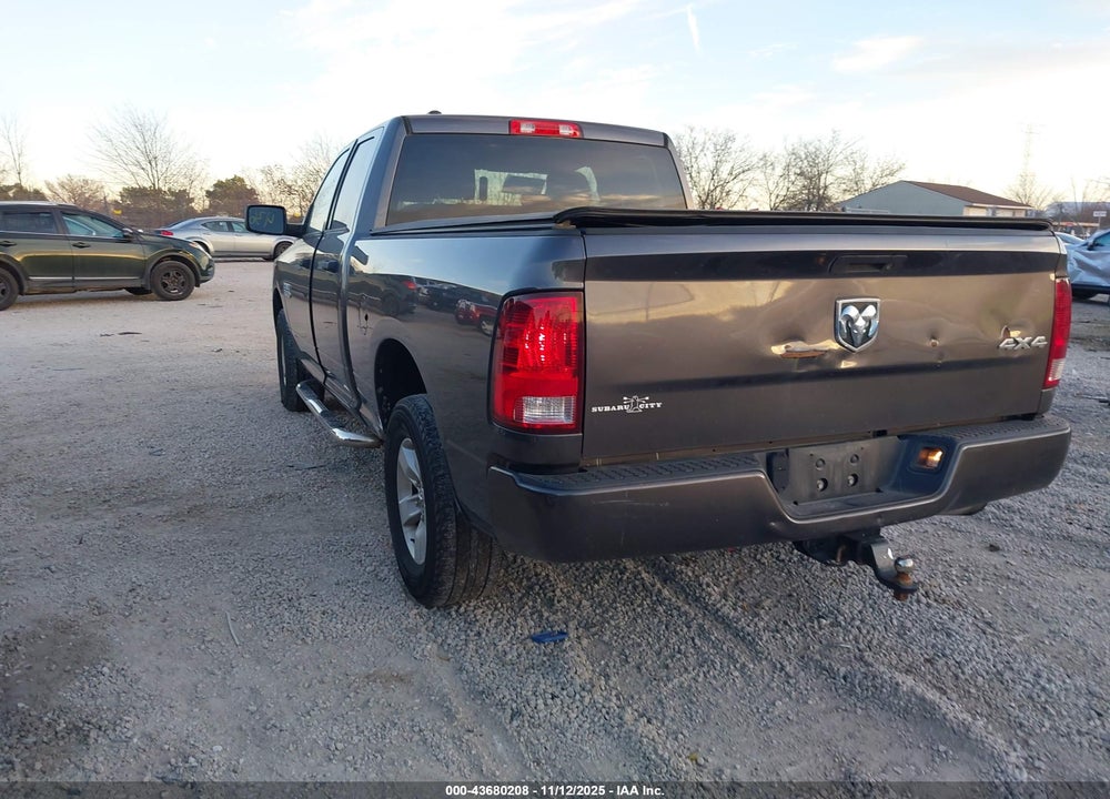 2016 RAM 1500 EXPRESS VIN: 1C6RR7FGXGS400941