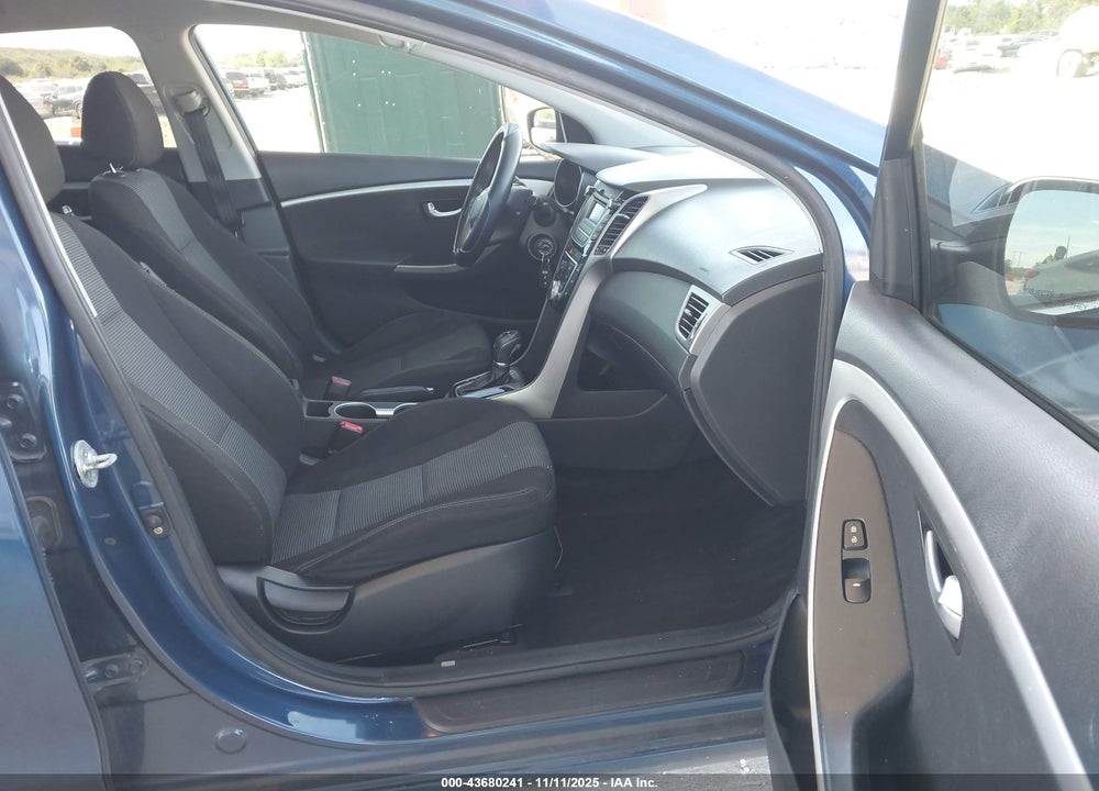 2016 HYUNDAI ELANTRA GT VIN: KMHD35LH2GU291588