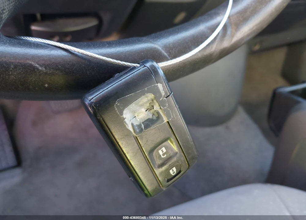 2007 TOYOTA PRIUS VIN: JTDKB20U577662496