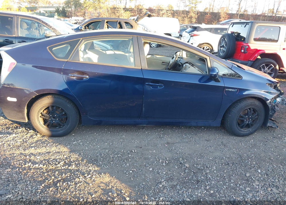2015 TOYOTA PRIUS VIN: JTDKN3DU5F0467058