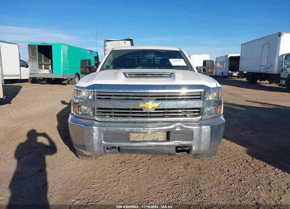 2018 CHEVROLET SILVERADO 3500HD VIN: 1GC4KYCYXJF239050
