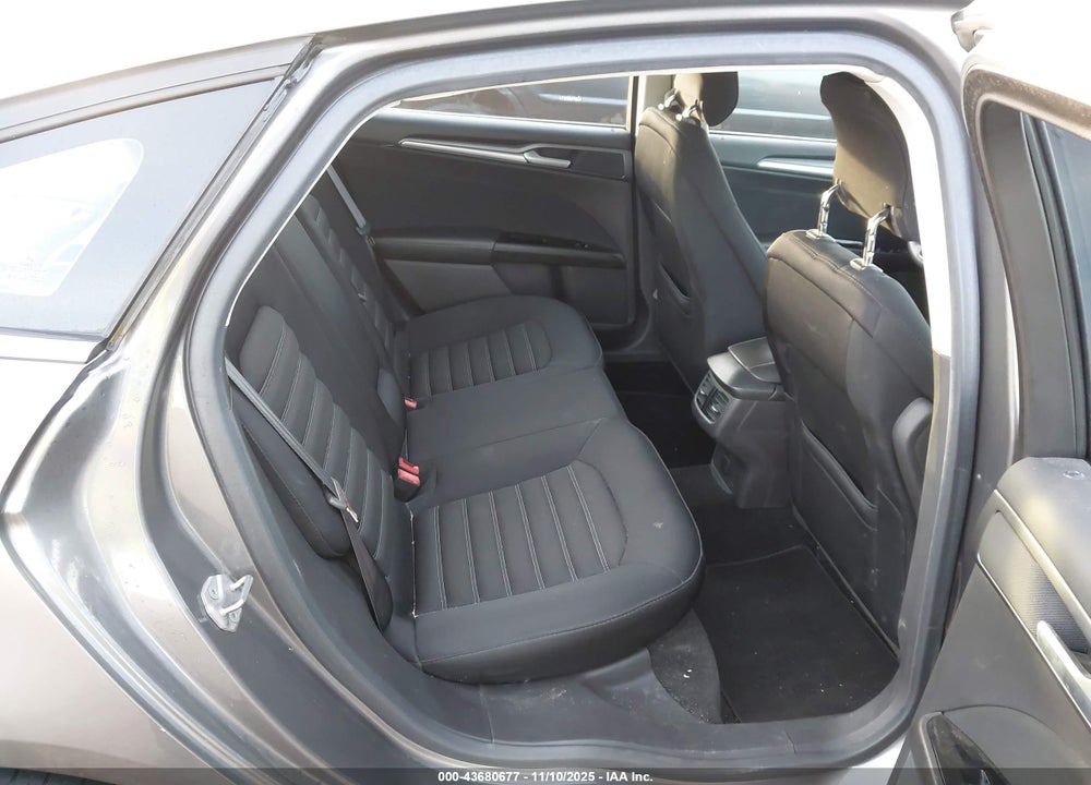 2014 FORD FUSION SE VIN: 1FA6P0HD8E5359576