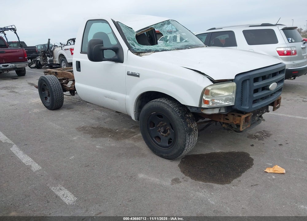 2007 FORD F-350 XL/XLT VIN: 1FDSF30527EA73013