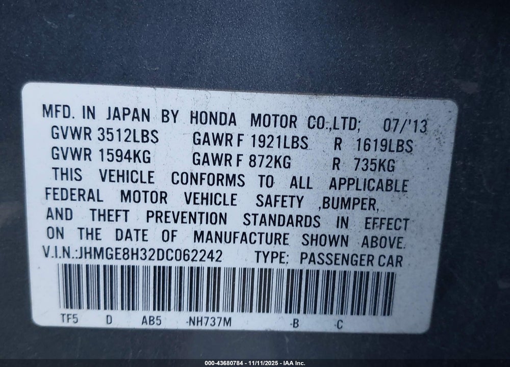2013 HONDA FIT VIN: JHMGE8H32DC062242