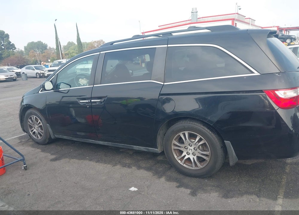2011 HONDA ODYSSEY EX VIN: 5FNRL5H47BB087869