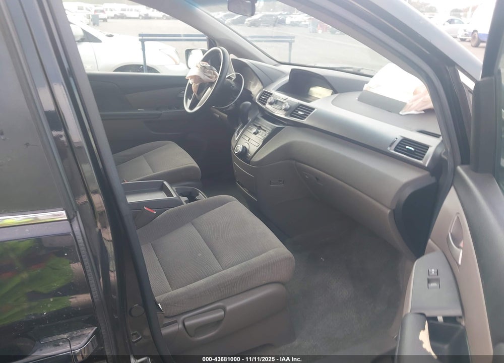 2011 HONDA ODYSSEY EX VIN: 5FNRL5H47BB087869