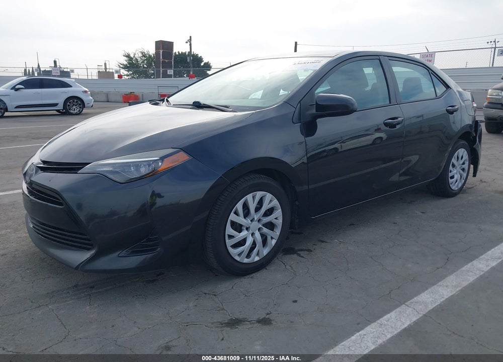 2017 TOYOTA COROLLA LE VIN: 2T1BURHE7HC859282