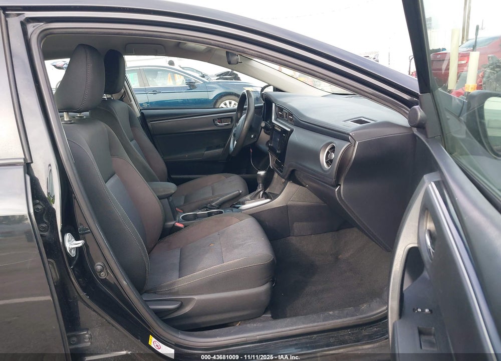 2017 TOYOTA COROLLA LE VIN: 2T1BURHE7HC859282