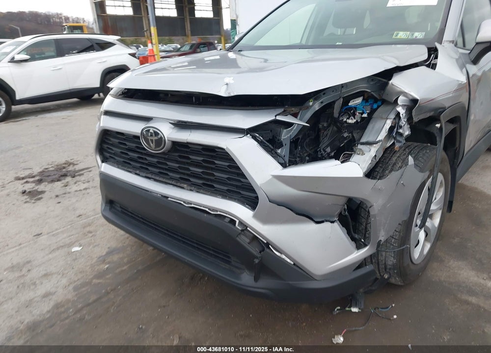 2019 TOYOTA RAV4 VIN: JTMG1RFVXKJ003620
