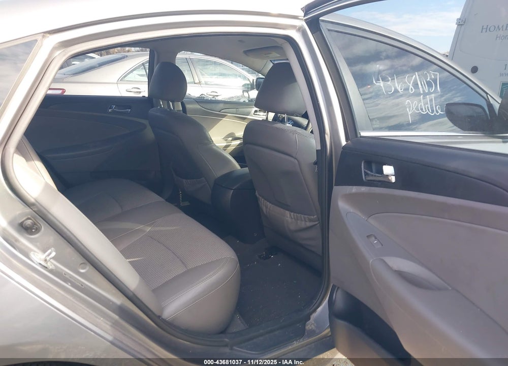 2012 HYUNDAI SONATA SE 2.0T VIN: 5NPEC4ABXCH442635