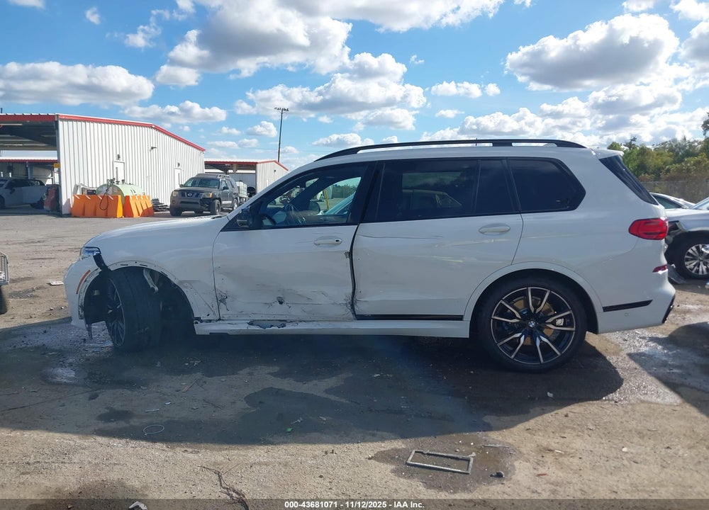 2022 BMW X7 XDRIVE40I VIN: 5UXCW2C02N9K60324