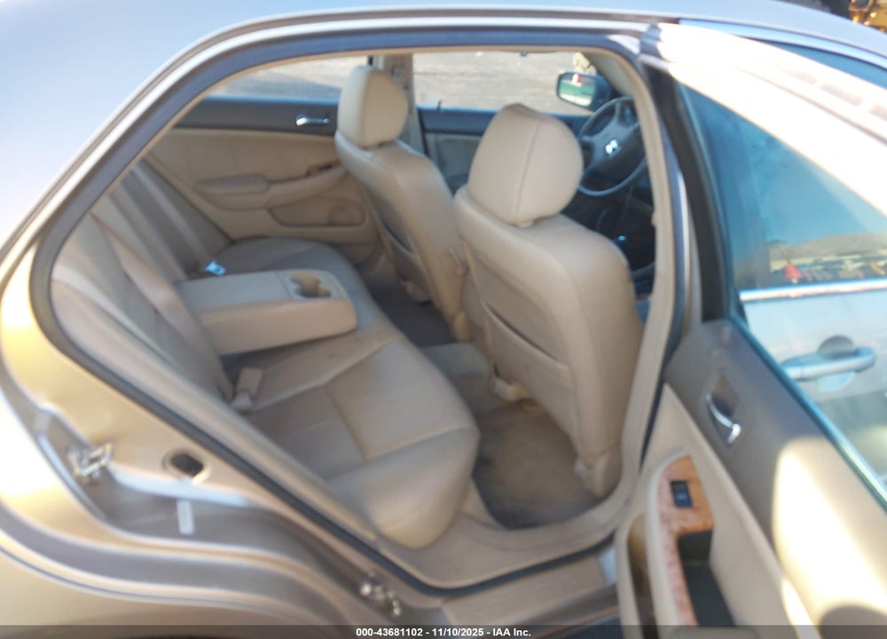 2004 HONDA ACCORD 3.0 EX VIN: 1HGCM66594A061484