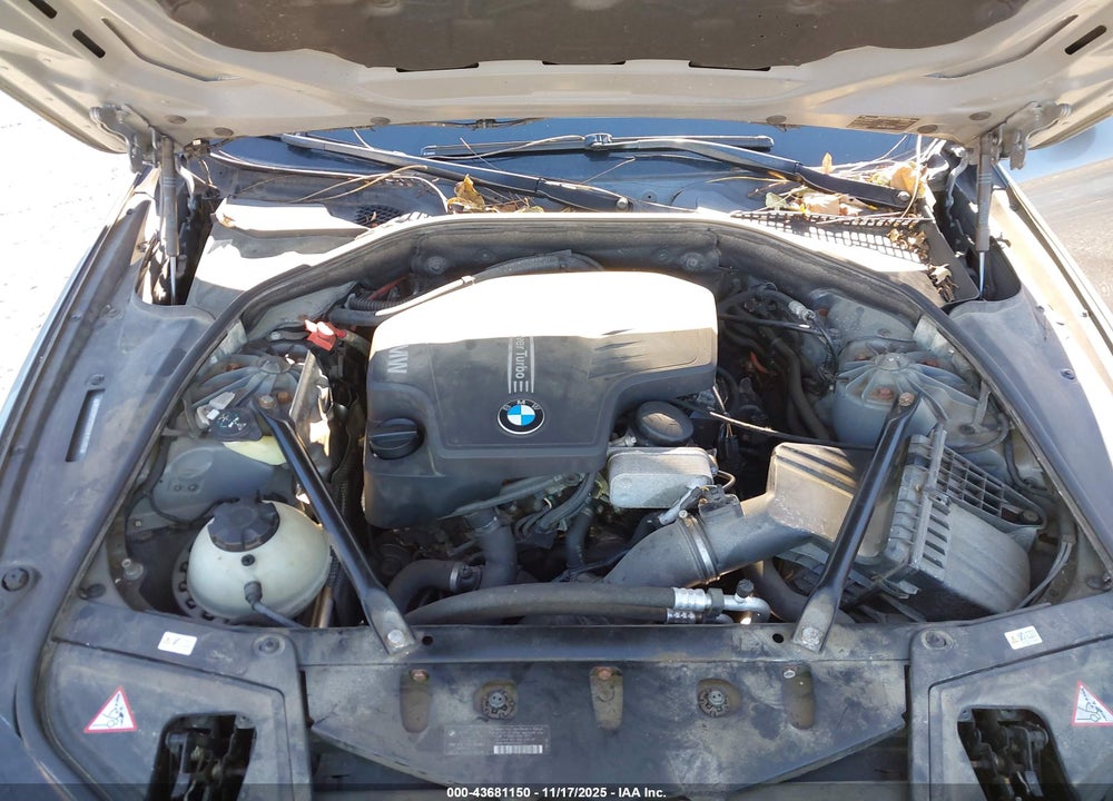 2013 BMW 528I XDRIVE VIN: WBAXH5C5XDDW15498