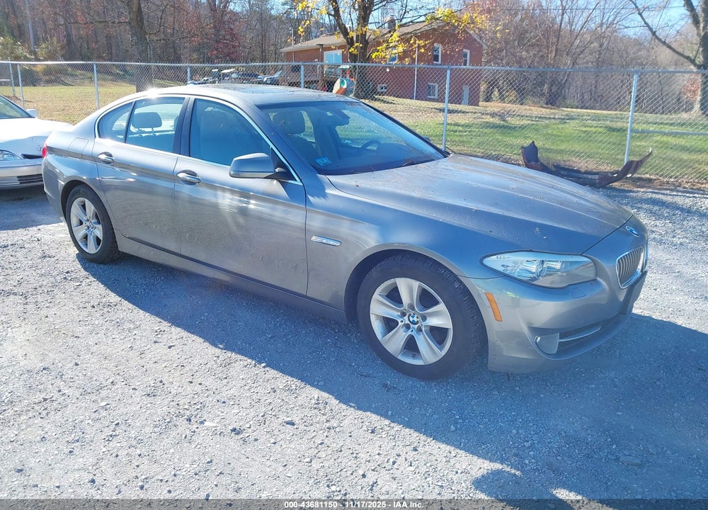2013 BMW 528I XDRIVE VIN: WBAXH5C5XDDW15498