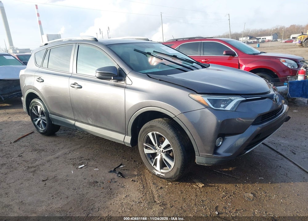 2016 TOYOTA RAV4 XLE VIN: 2T3WFREV4GW245391
