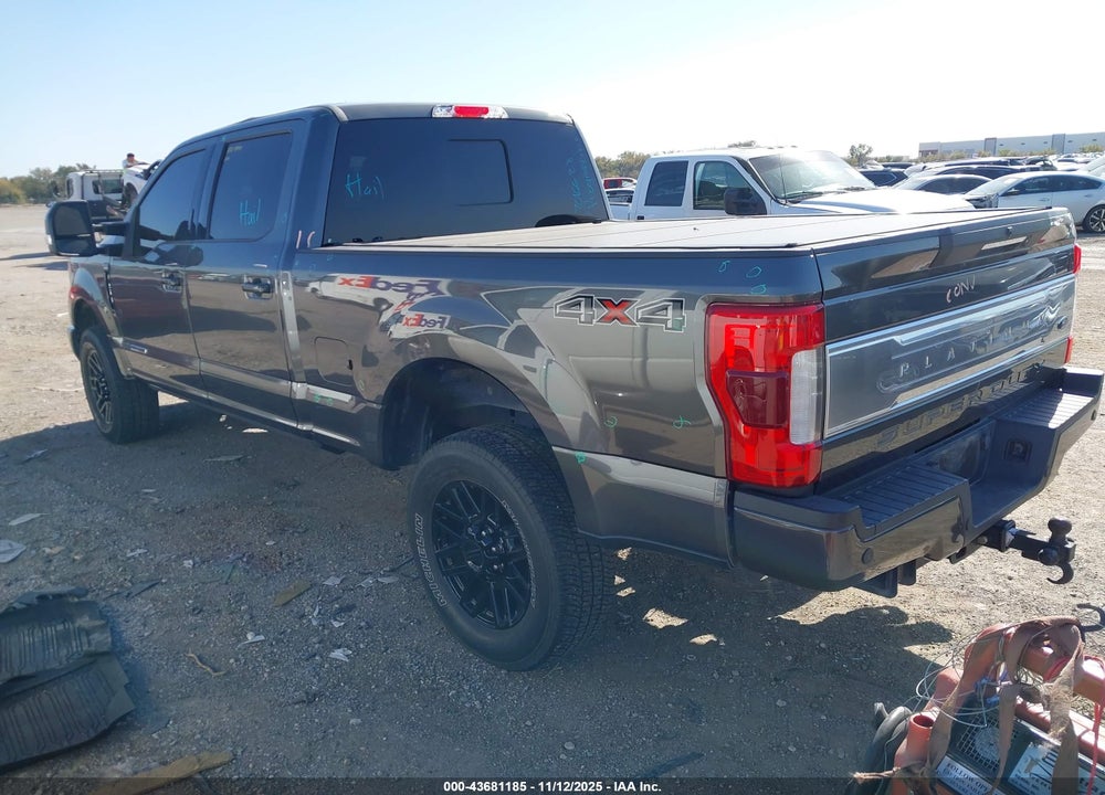 2017 FORD F-250 PLATINUM VIN: 1FT7W2BT5HEB96600