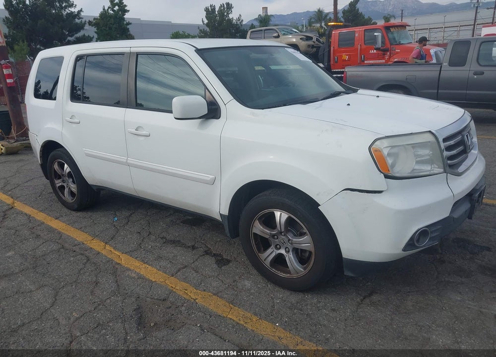 2014 HONDA PILOT EX VIN: 5FNYF3H4XEB027080