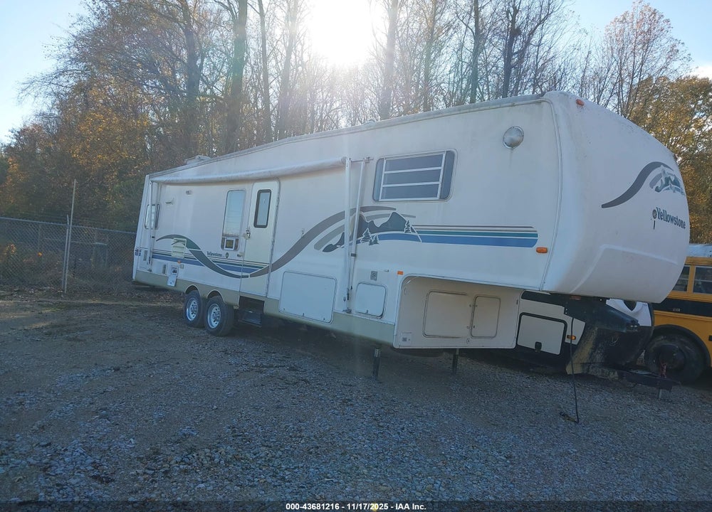 2000 GULFSTREAM 5TH WHEEL VIN: 1NL10FR21Y1057979