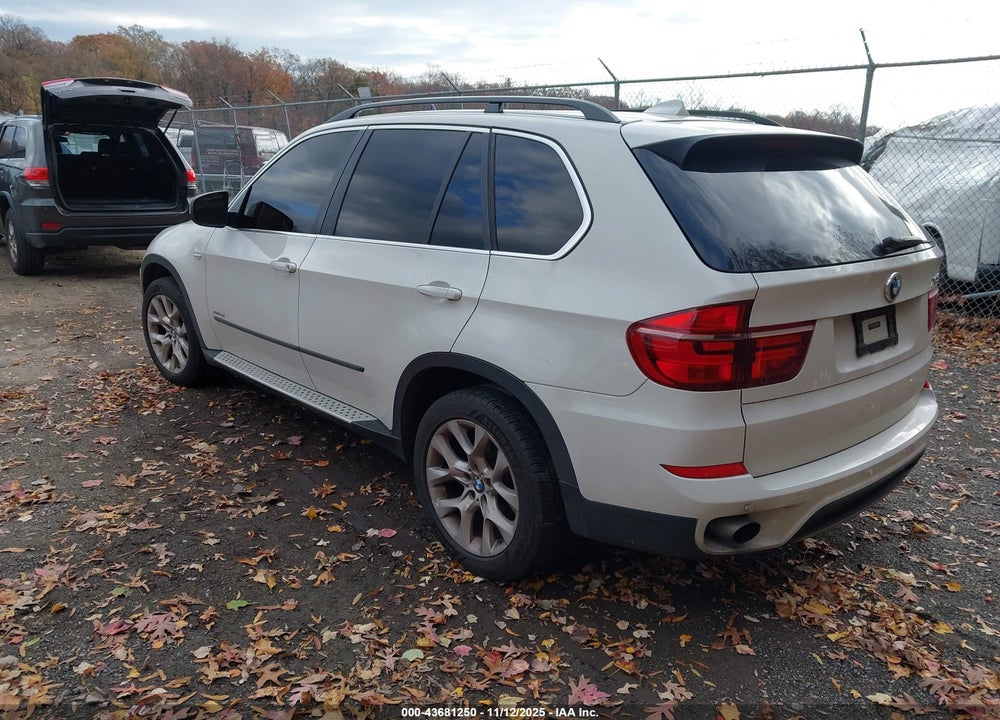 2013 BMW X5 XDRIVE35I/XDRIVE35I PREMIUM/XDRIVE35I SPORT ACTIVITY VIN: 5UXZV4C54D0E00173