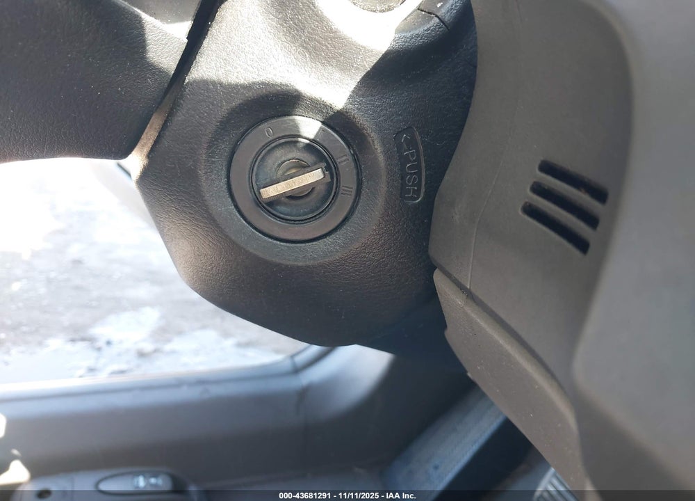 2010 HONDA CIVIC VIN: 2HGFA1F55AH311115