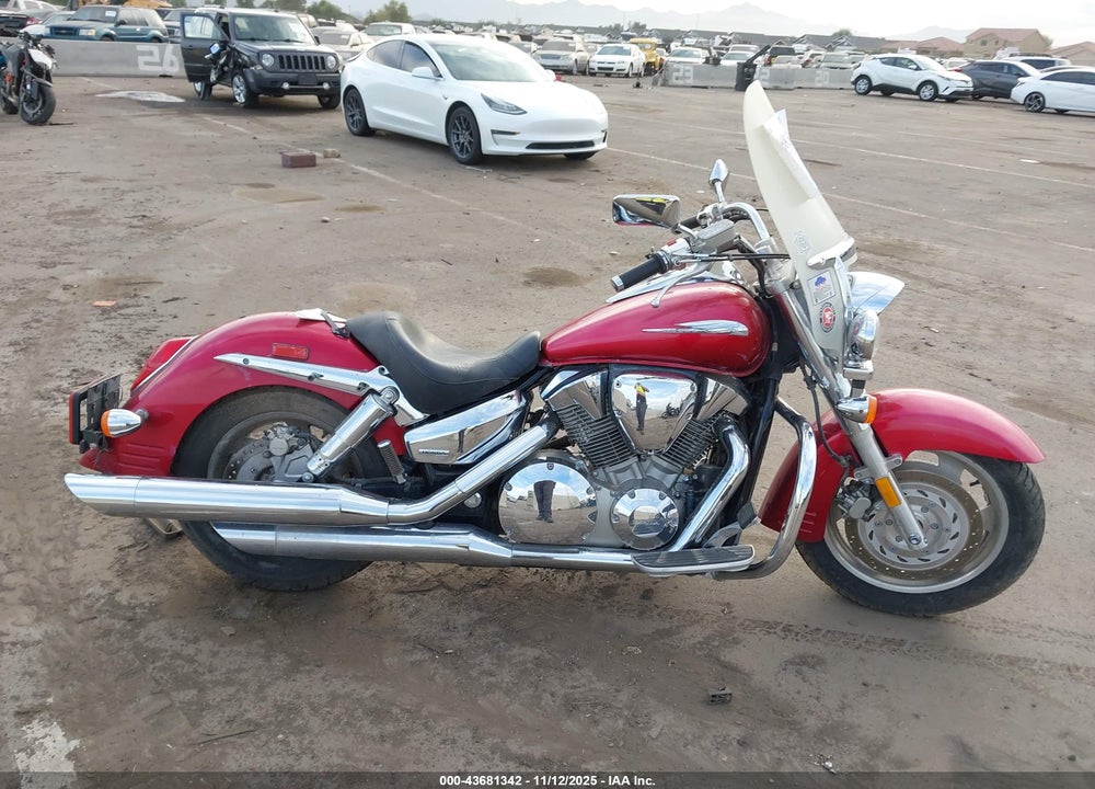 2005 HONDA VTX1300 R VIN: 1HFSC52325A203046