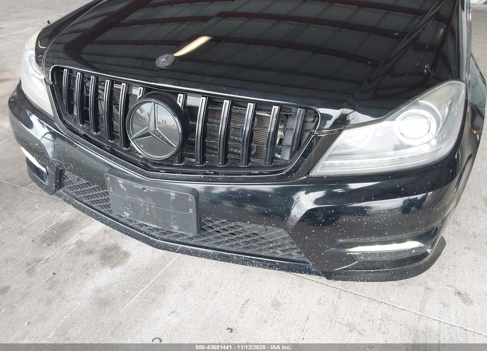 2014 MERCEDES-BENZ C 250 VIN: WDDGJ4HB2EG310115
