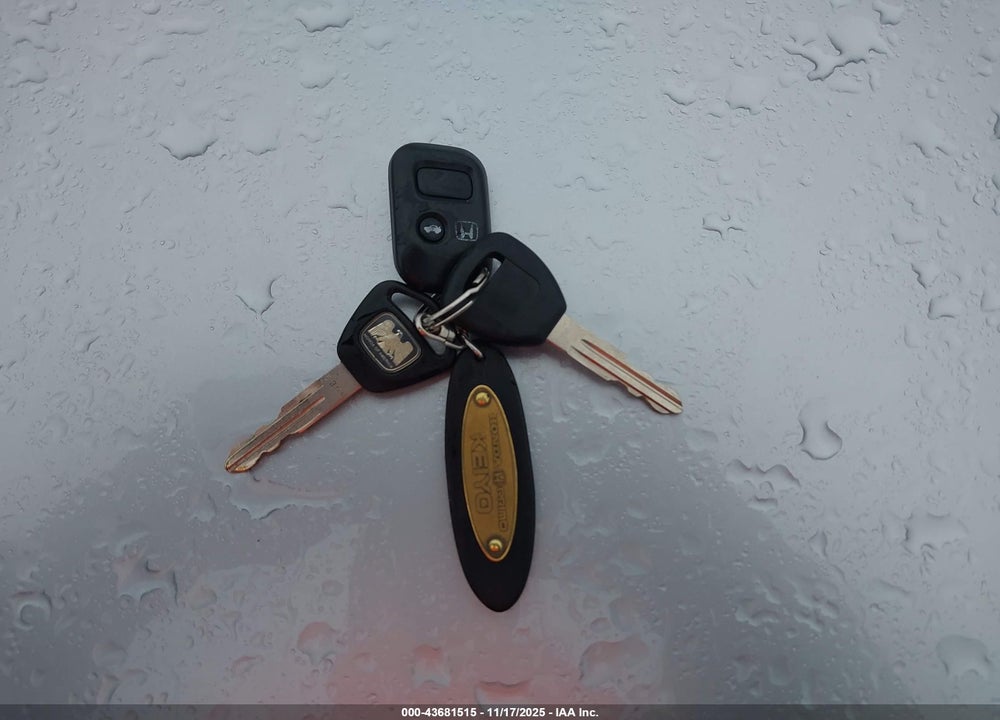 1999 HOND SABER VIN: UA41012905