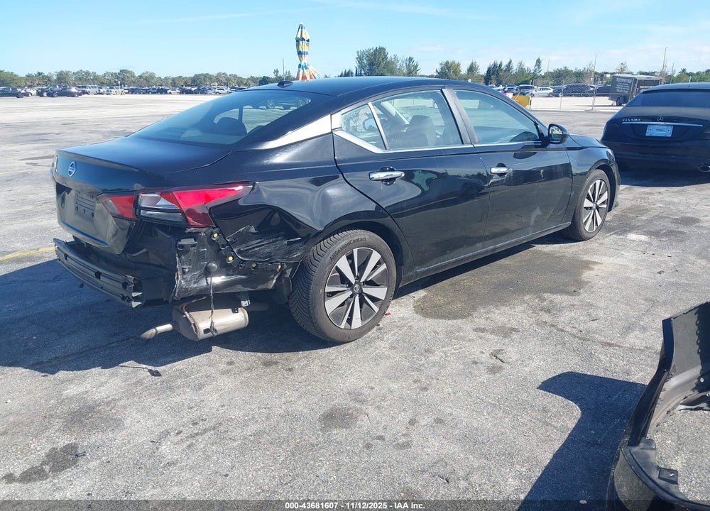 2022 NISSAN ALTIMA SV FWD VIN: 1N4BL4DVXNN316471