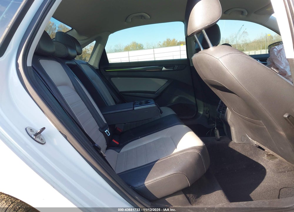 2014 VOLKSWAGEN PASSAT VIN: 1VWBT7A39EC087532