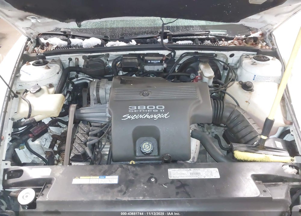 1997 BUICK RIVIERA VIN: 1G4GD2218V4715463