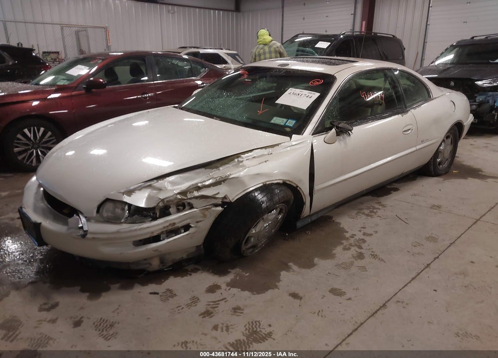 1997 BUICK RIVIERA VIN: 1G4GD2218V4715463