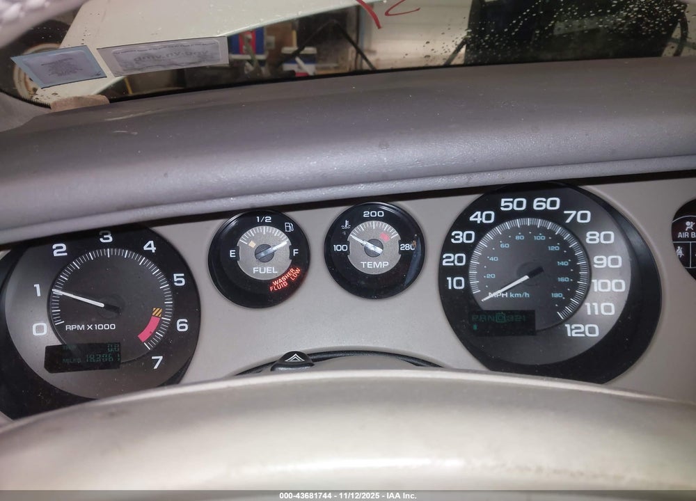 1997 BUICK RIVIERA VIN: 1G4GD2218V4715463