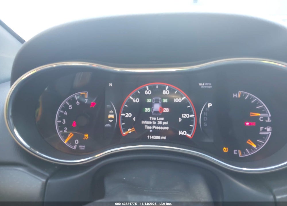 2015 JEEP GRAND CHEROKEE VIN: 1C4RJFBG5FC802620