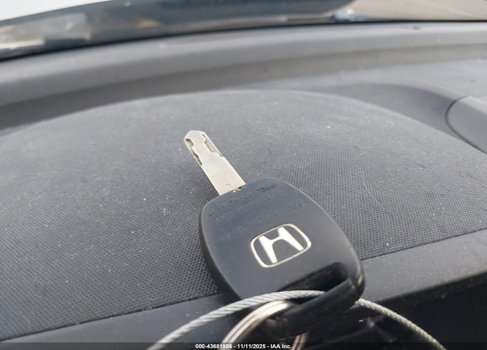 2010 HONDA CR-V LX VIN: JHLRE3H3XAC011793