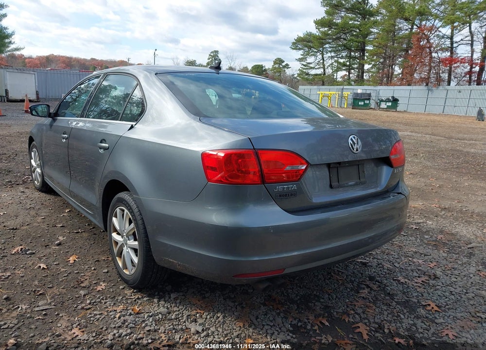 2013 VOLKSWAGEN JETTA VIN: 3VWDP7AJ5DM251710