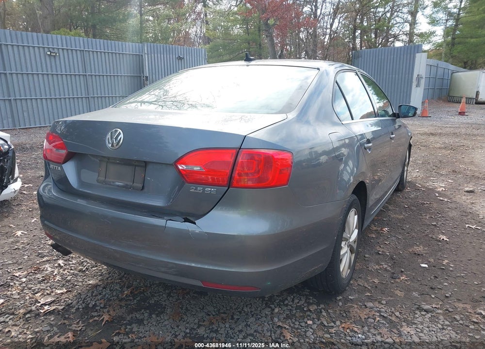 2013 VOLKSWAGEN JETTA VIN: 3VWDP7AJ5DM251710