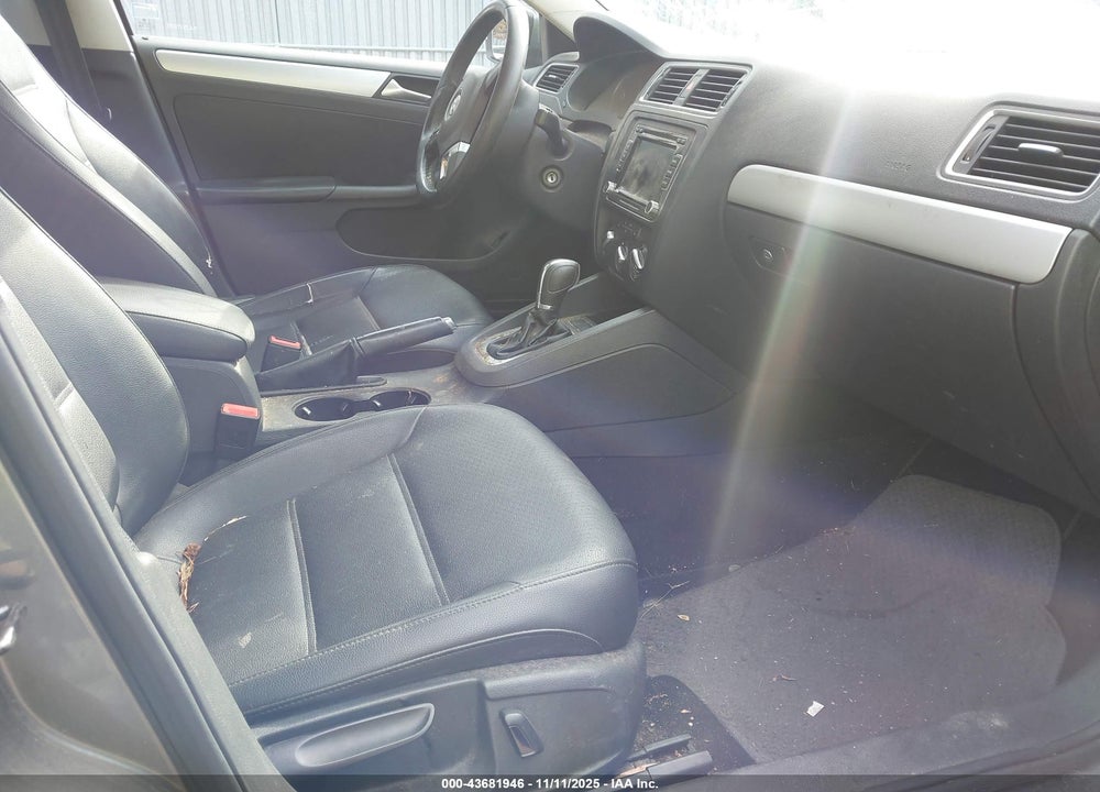 2013 VOLKSWAGEN JETTA VIN: 3VWDP7AJ5DM251710