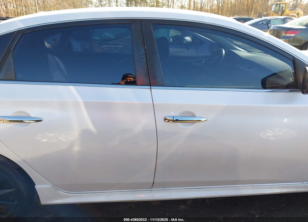2017 NISSAN SENTRA VIN: 3N1AB7AP7HY309536