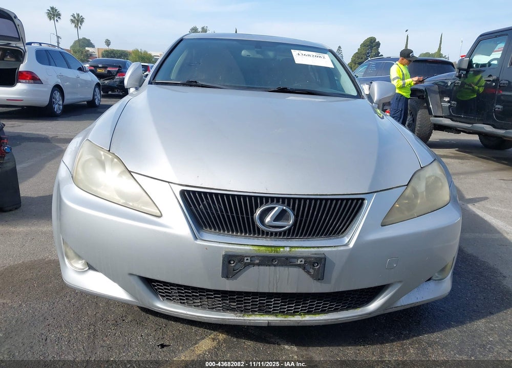 2008 LEXUS IS 250 VIN: JTHBK262285071334
